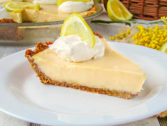 Lemon Greek Yogurt Pie with Granola Crust