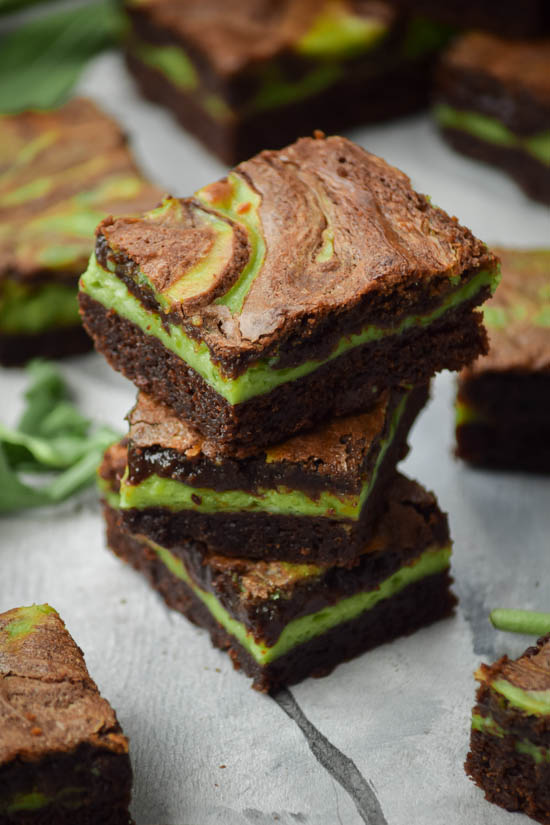 All-Natural Mint Chocolate Chip Cheesecake Swirl Brownies (9)