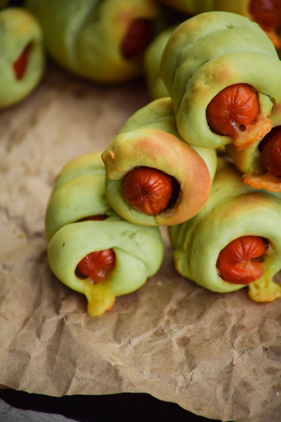 Cheesy Piglets in Green Blankets (Mini Wasabi Pretzel Dogs with Cheddar) (14)