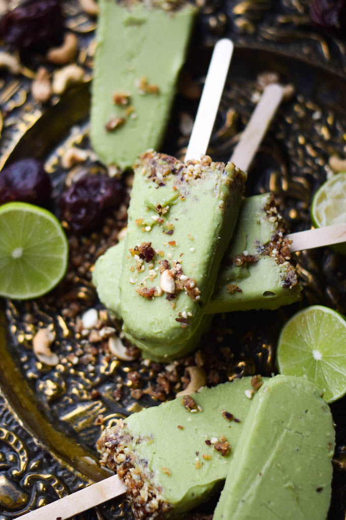 5-Ingredient Avocado Key Lime Pie Popsicles (Vegan + GF) (2)