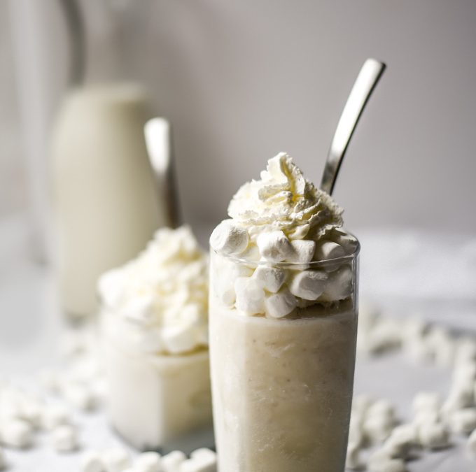 Easy Vanilla Marshmallow Milkshakes