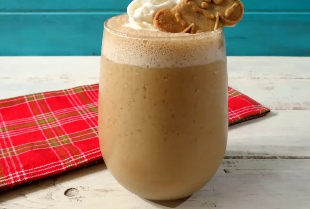 Spiced Gingerbread Cookie Milkshakes