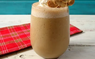 Spiced Gingerbread Cookie Milkshakes