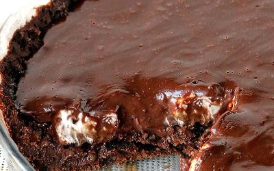 Malted Milk Chocolate Molten Brownie Fudge Pie