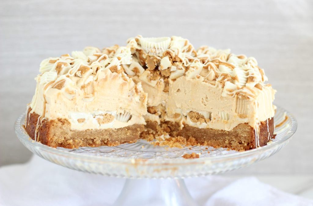 White Chocolate Peanut Butter Cup Cheesecake